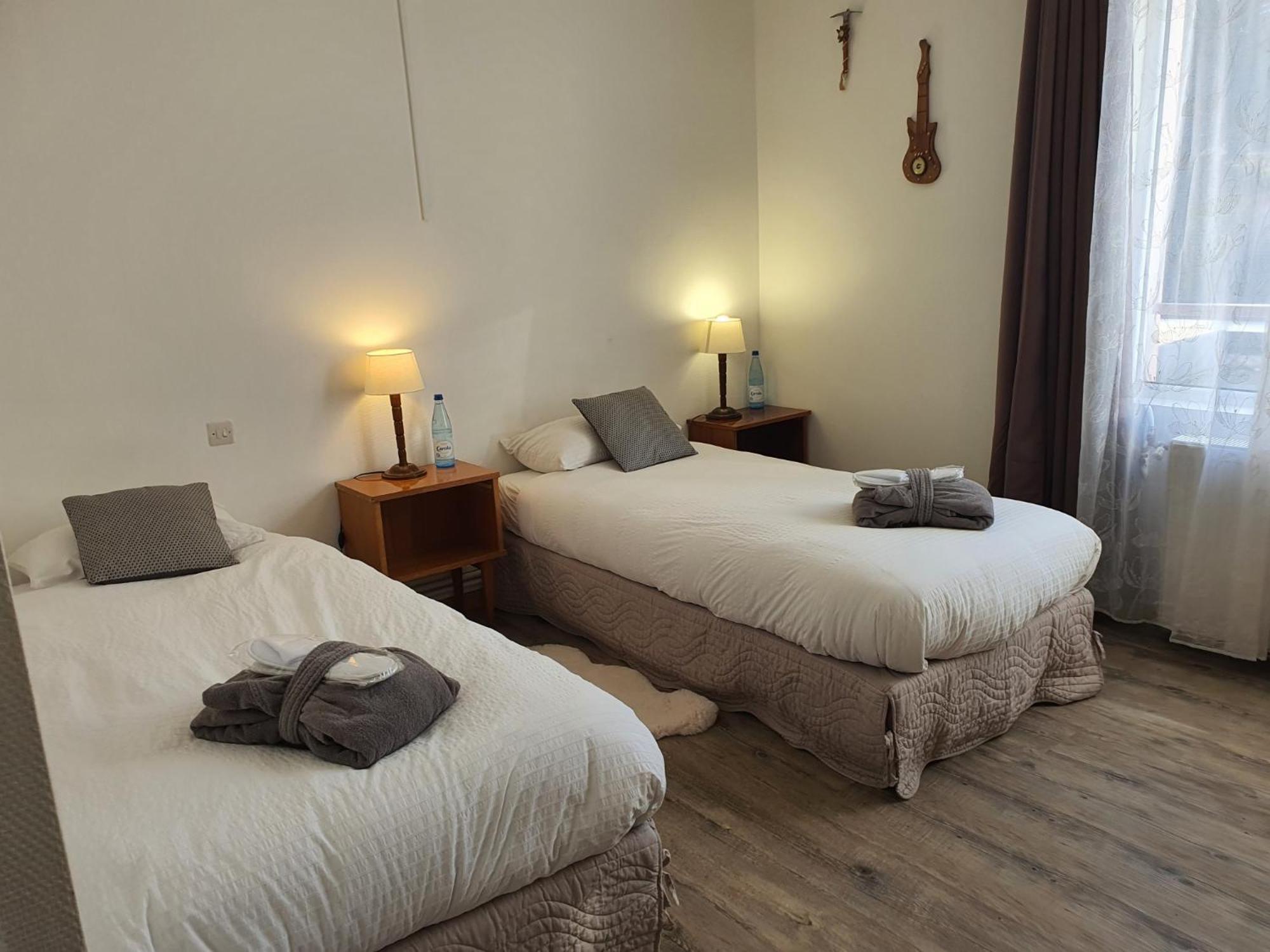 Hotel De La Promenade Bains-les-Bains Kültér fotó